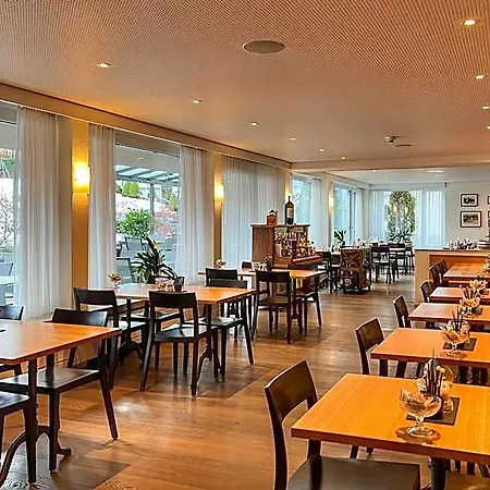 Hecht 2* Rheineck